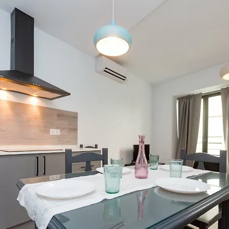 Apartment Fumiko *